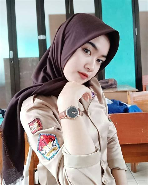 'cewek indo cantik ngentot terbaru' Search .
